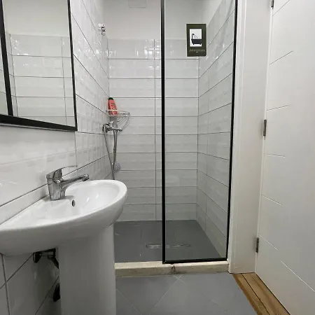 Central Studio Apartments Апарт-отель 3*