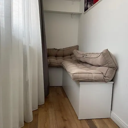 Апарт-отель Central Studio Apartments Тирана