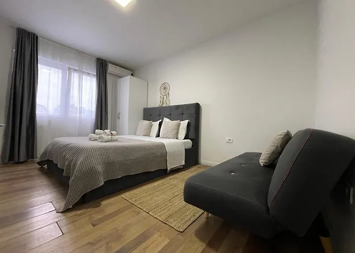 Central Studio Apartments