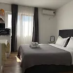 Central Studio Apartments Aparthotel Tirana