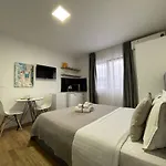 Apartahotel Central Studio Apartments 3*