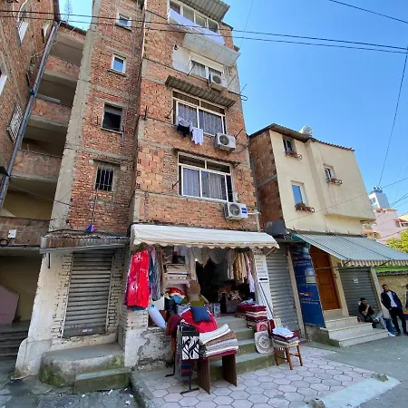 Central Studio Apartments Appart hôtel Tirana