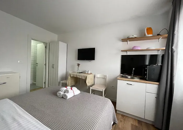 Central Studio Apartments Tirana