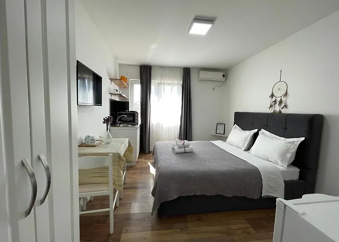 Apartmanhotel Central Studio Apartments