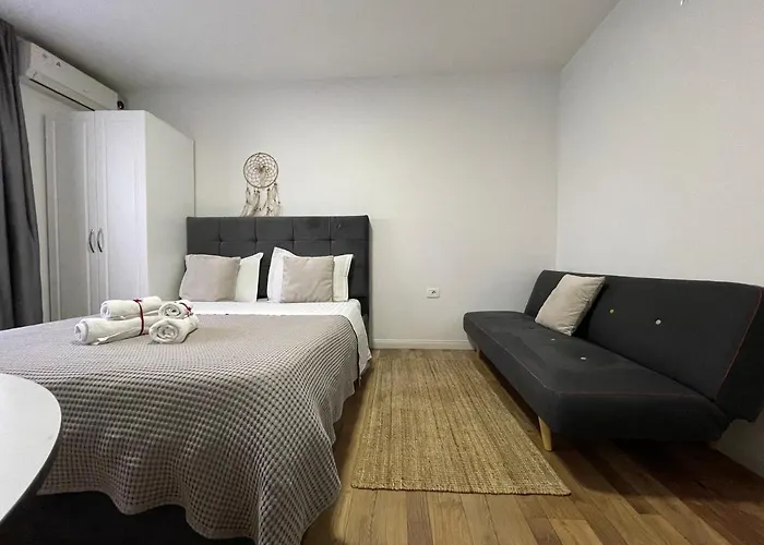Aparthotel Central Studio Apartments