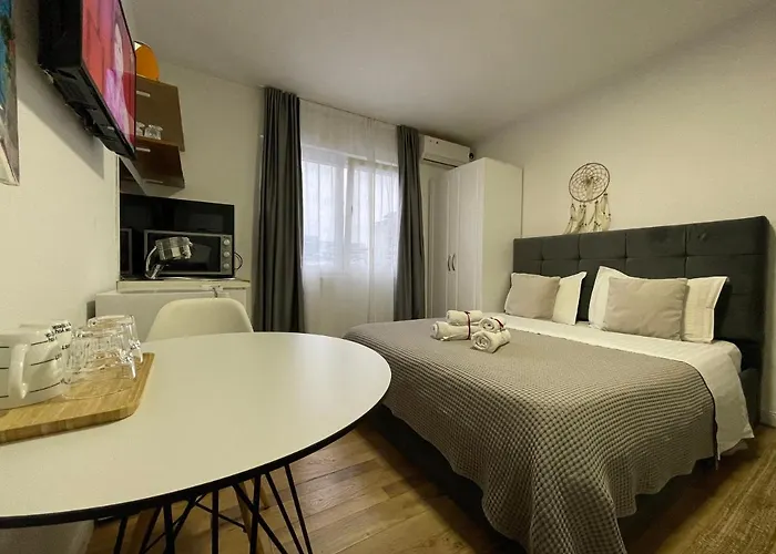 Central Studio Apartments Apartmanhotel