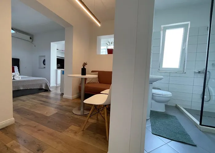 Central Studio Apartments Aparthotel Tirana